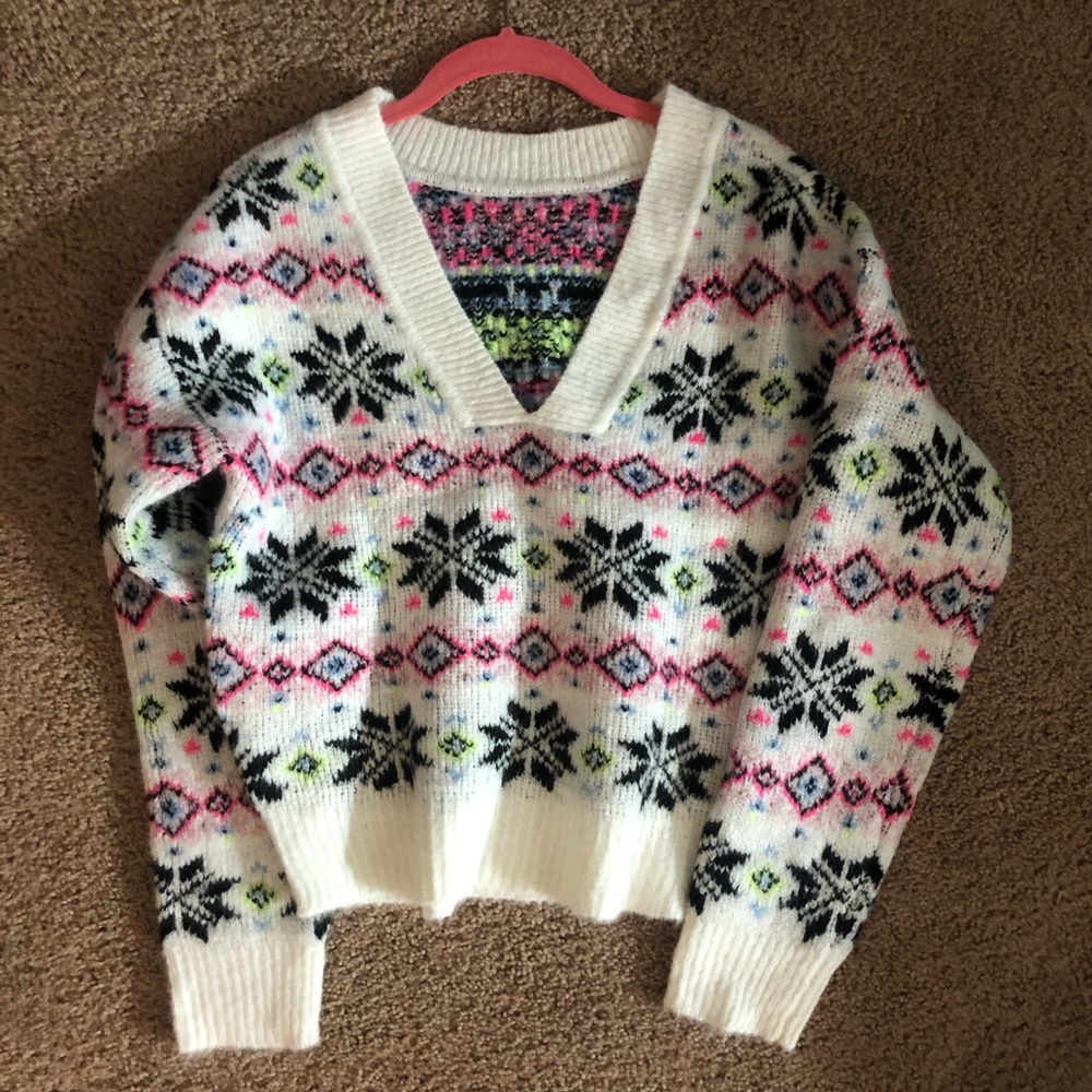 Vs pink vneck or scoop neck sweater